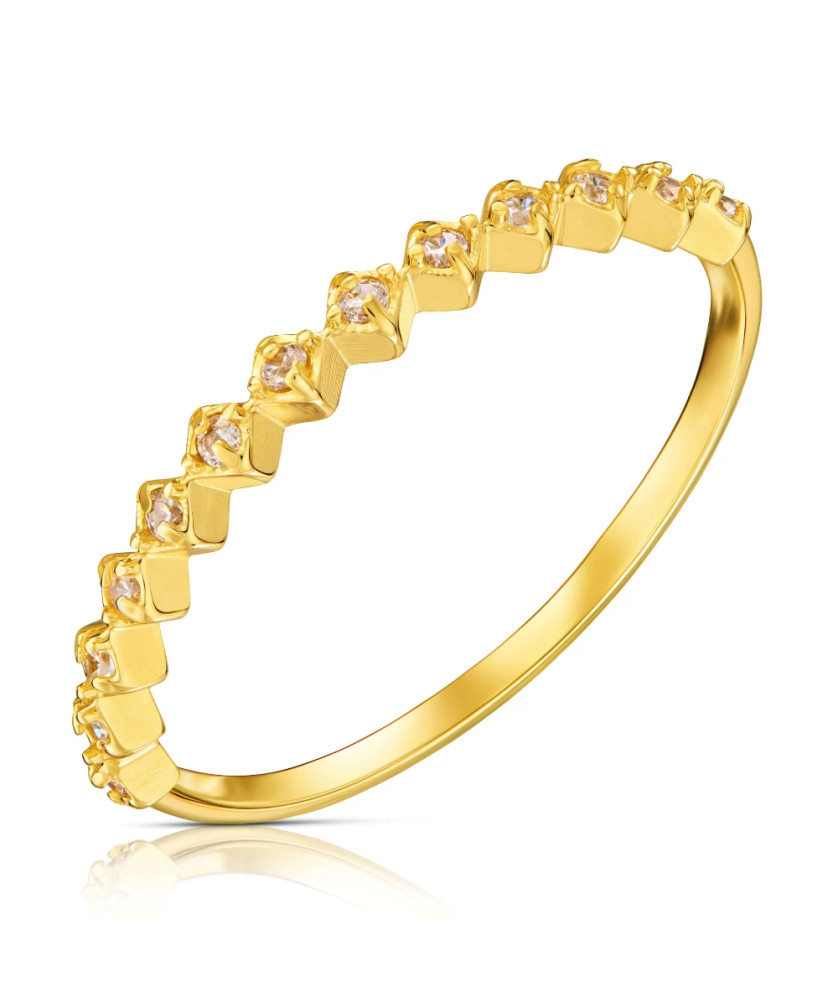 Gold ring with stones 8k