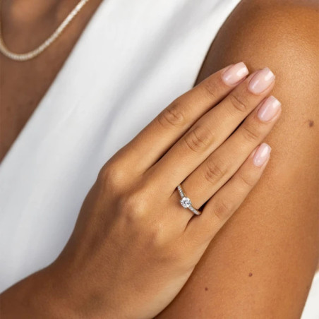 Gold ring with a diamond 0.30ct, certificate