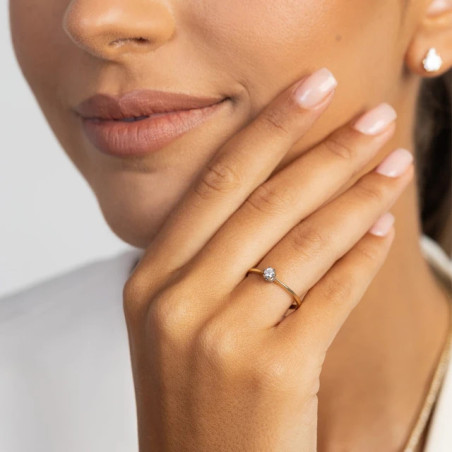 Gold ring with a diamond 0.30ct, certificate