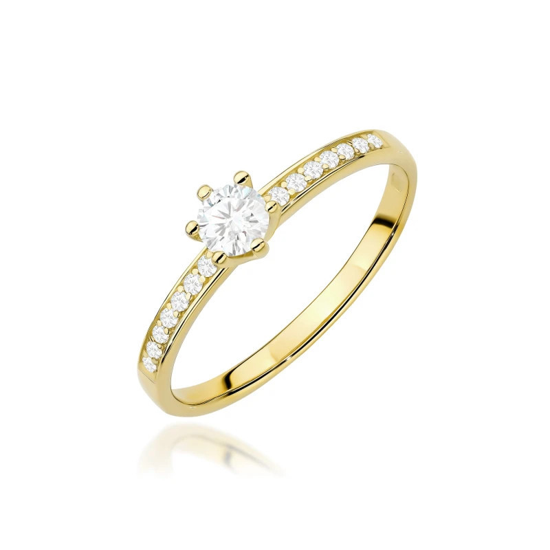 Gold ring with a diamond 0.30ct, certificate Gold ring with a diamond 0.30ct, certificate