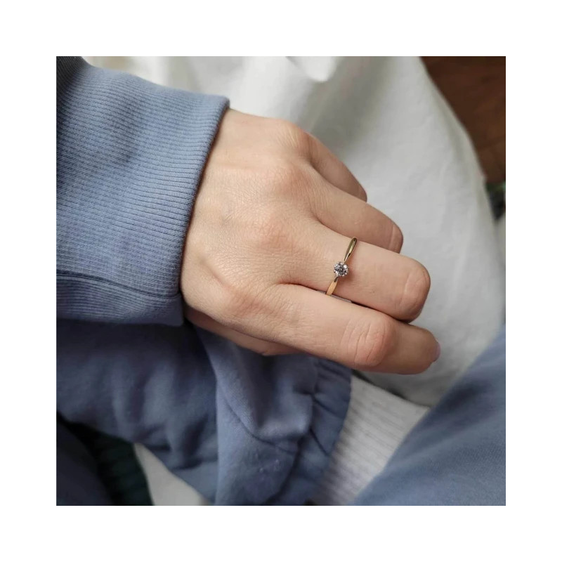 Gold Engagement Ring with a white eyelet, 333 | GoldJewellery Gold Engagement Ring with a white eyelet, 333 | GoldJewellery