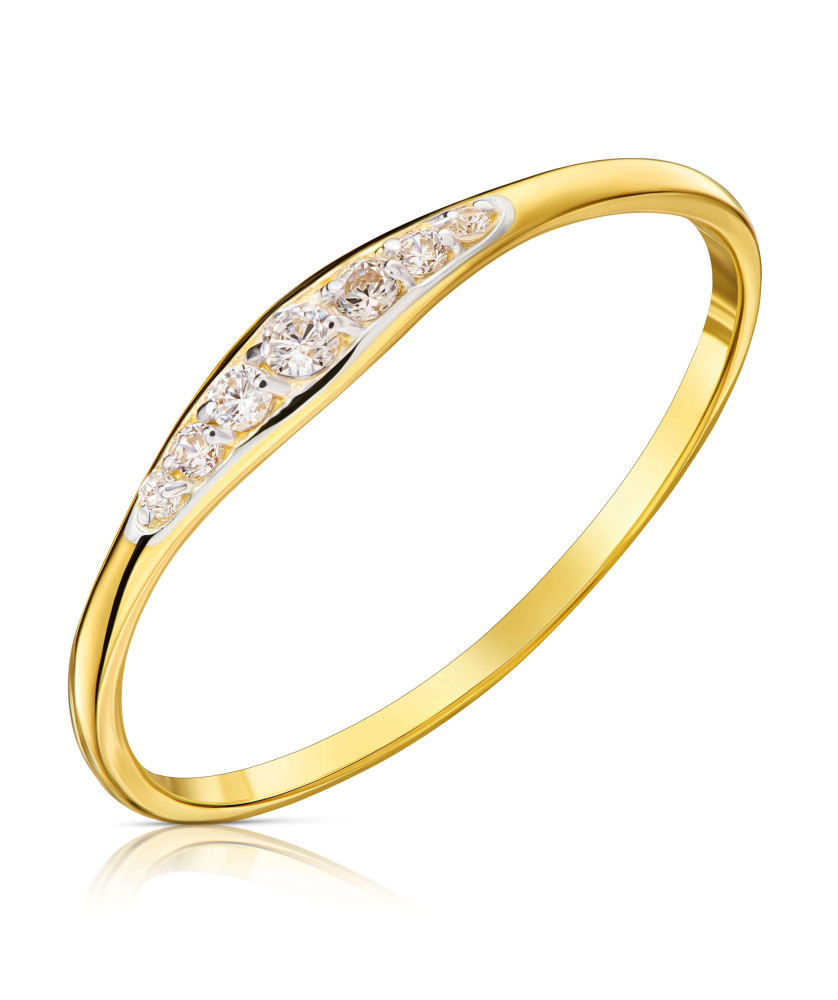 Thin 14k ring zirconia