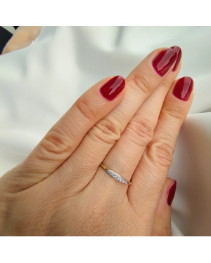 Thin 14k ring zirconia