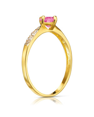 Gold engagement ring with pink stone