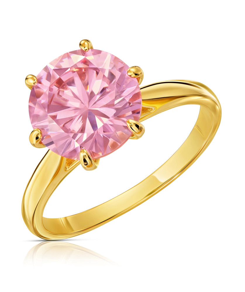 Ring with a large 8k pink stone