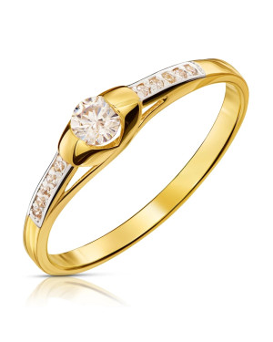 Delicate ring with cubic zirconia