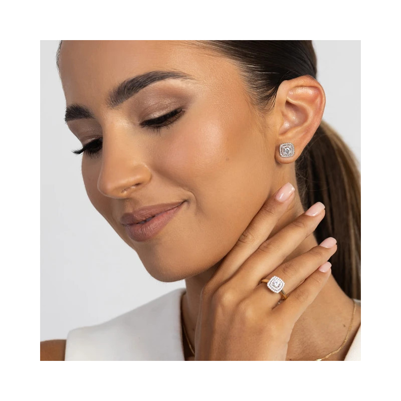 585 gold flower earrings with a 0.20ct diamond GoldJewellery 585 gold flower earrings with a 0.20ct diamond GoldJewellery