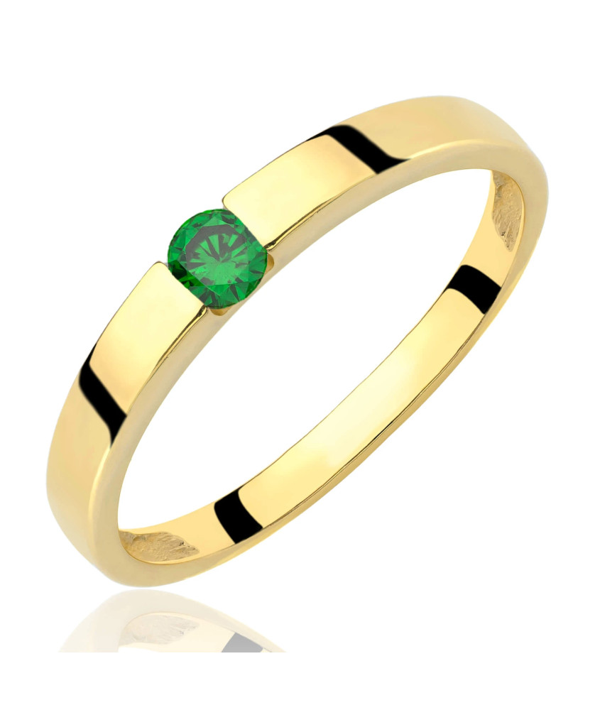 Ring band 14k emerald stone