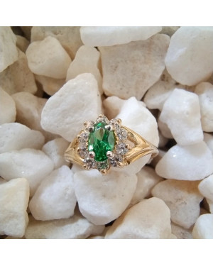 Marquise ring with green stone