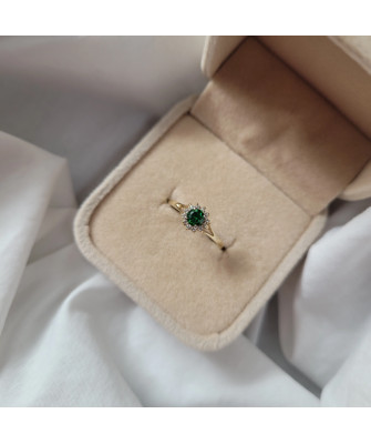 Engagement ring green flower 8k