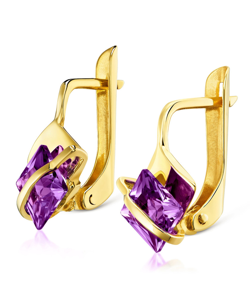 Gold earrings purple bands 8k