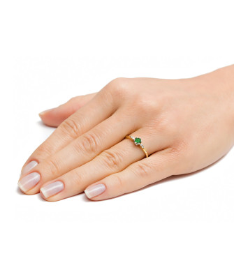 14k gold engagement ring with green zirconia