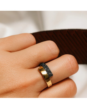 Gold ring Asymmetrical Beautiful design black stones