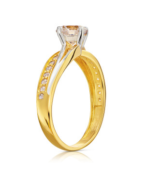 Engagement ring large stone 8k