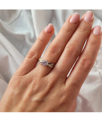 Engagement ring large stone 8k