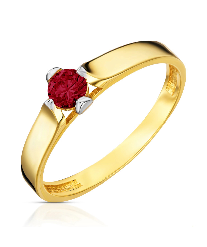 Ring with red zirconia 14k