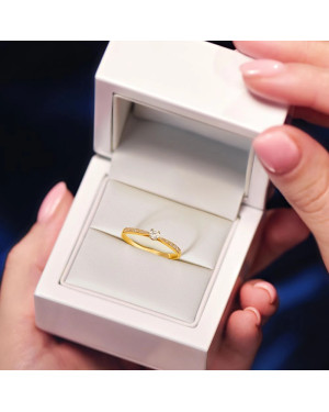 Minimalistyczny pierścionek zaręczynowy 14k