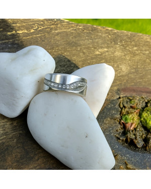 Silver ring wave zirconia