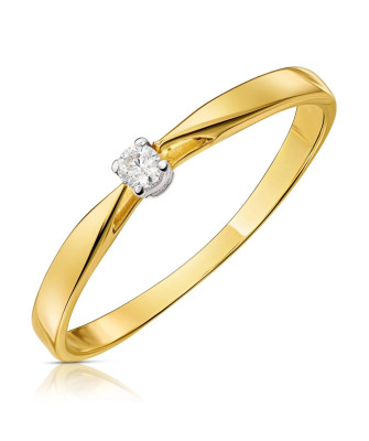 Engagement ring with cubic zirconia 8k