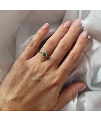 14k gold ring flower emerald stone