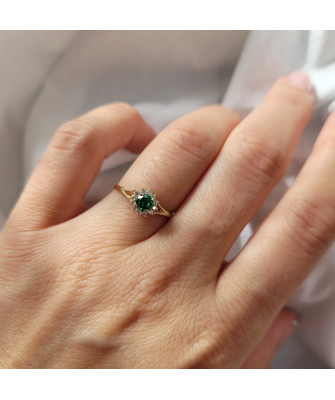 14k gold ring flower emerald stone