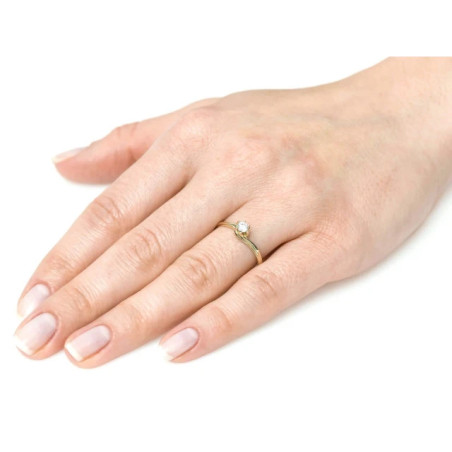 333 gold engagement ring with white stone P1.137 | GoldJewellery