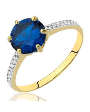 Blue stone in 8k gold ring
