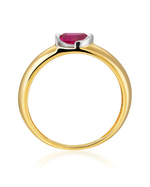 Red stone in 8k gold ring