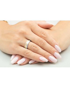 Classic gold wedding band 4 mm 14k size 15-23