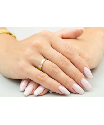 Classic gold wedding band 4 mm 14k size 24 - 32