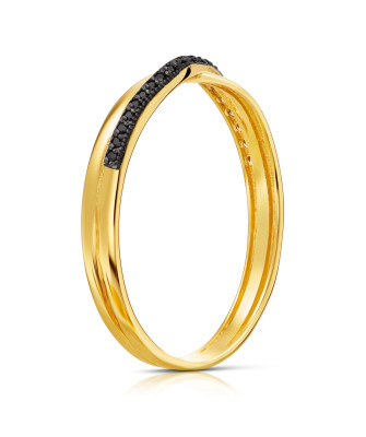 Gold ring with black stones 14k