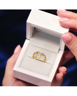 Gold filigree ring 8k adorned with cubic zirconia