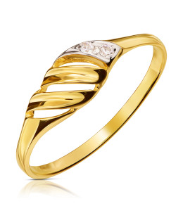 Ring 8k with cubic zirconia