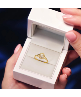 Oval ring stone gold 8k