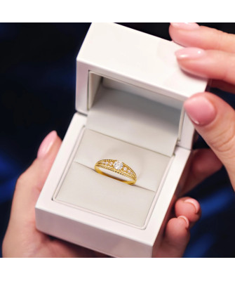 Delicate gold ring with cubic zirconia