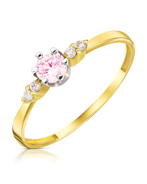 Delicate engagement ring with pink zirconia