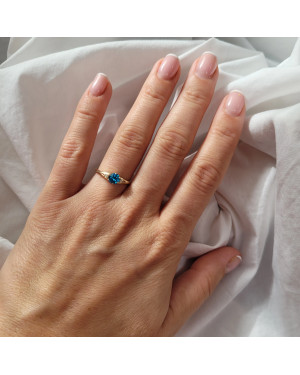 Ring with turquoise stone 8k