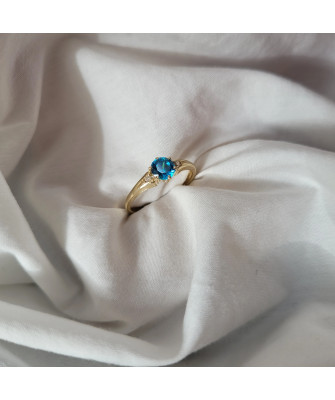 Ring with turquoise stone 8k