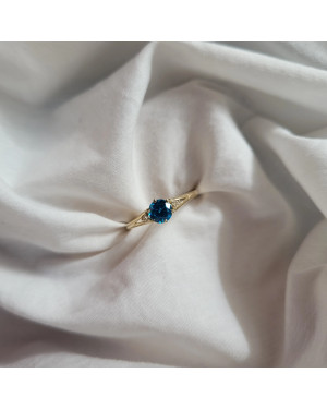 Ring with turquoise stone 8k