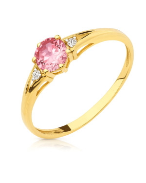 Ring with pink stone 8k