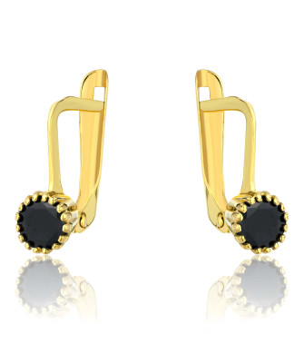 Gold earrings decorated with a classic pattern black stone