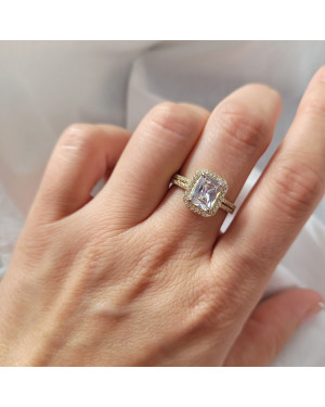 Engagement ring large stone