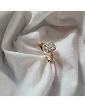 Engagement ring large stone