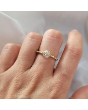 Engagement ring white stone 8k