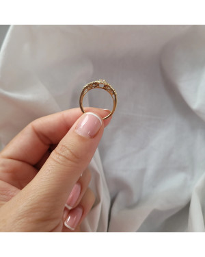 Engagement ring white stone 8k