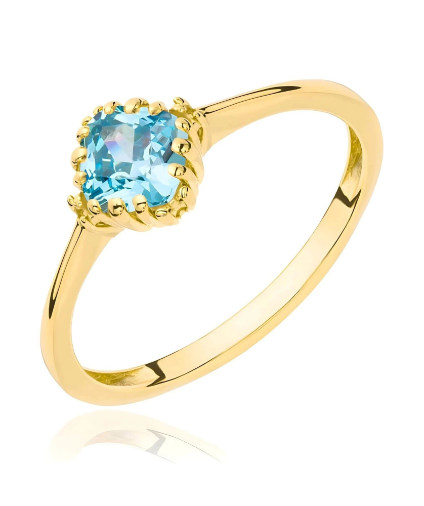 Gold ring blue stone
