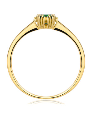 Emerald stone gold ring