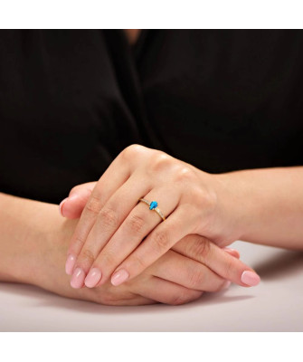 Ring with turquoise stone 14k
