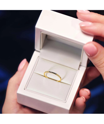 Thin ring with black zircons