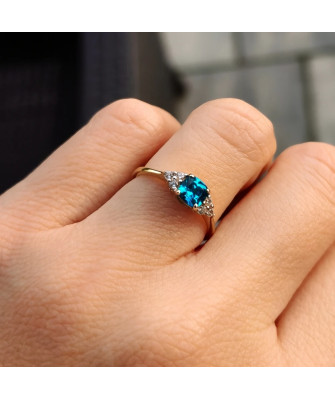 Gold ring 8k turquoise zirconia